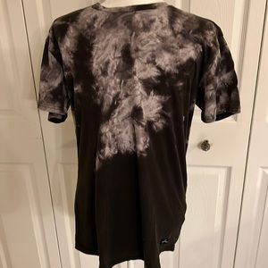 Hollister tshirt